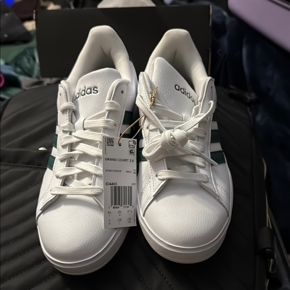 Adidas White, Green and Navy Court 2.0 Sneakers.  Boys 5/Women 7. Brand New.